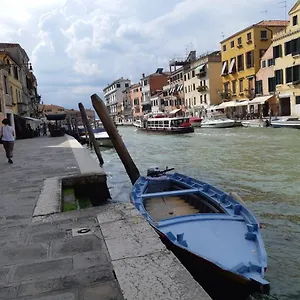 Calle Rielo Great Canal View Apartment Venice